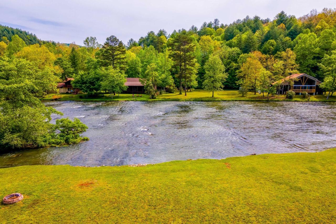 Вилла Cozy Riverfront Cabin With Fire Pit Fish And Explore! Мерфи Экстерьер фото